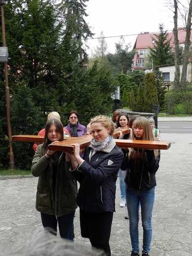 Symbole ŚDM w Obornikach Śląskich