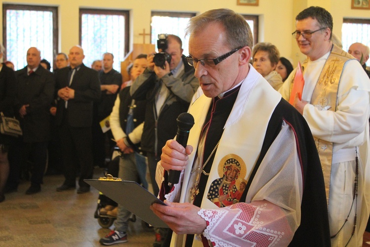 Płock. Nawiedzenie w parafii Matki Bożej Fatimskiej