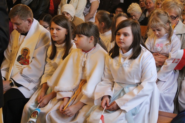 Płock. Nawiedzenie w parafii Matki Bożej Fatimskiej