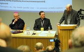 II Synod - sesja plenarna 9 kwietnia