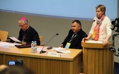 II Synod - sesja plenarna 9 kwietnia