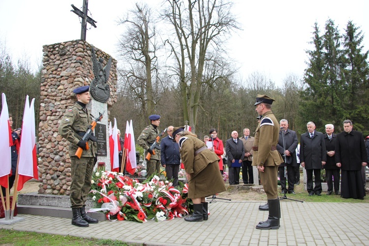 Obchody 76. rocznicy zbrodni katyńskiej