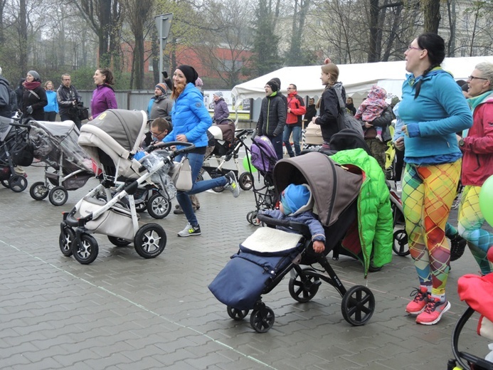 BuggyGym i rodzinne wyścigi wózków