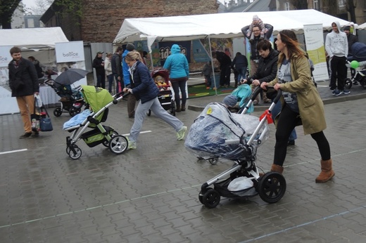 BuggyGym i rodzinne wyścigi wózków