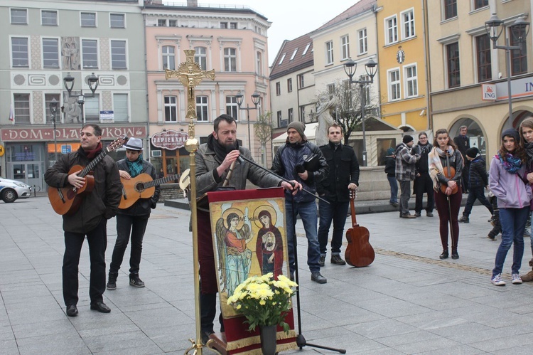 Ewangelizacja na rynku w Gliwicach