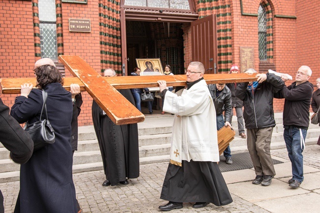 Symbole ŚDM w parafii pw. św. Henryka