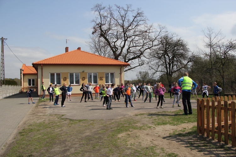 Ogólnoszkolny projekt "Katyń - Pamiętamy"