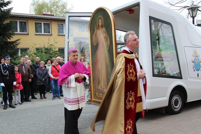 Znaki Bożego Miłosierdzia u NMP Wspomożenia Wiernych w Dziedzicach