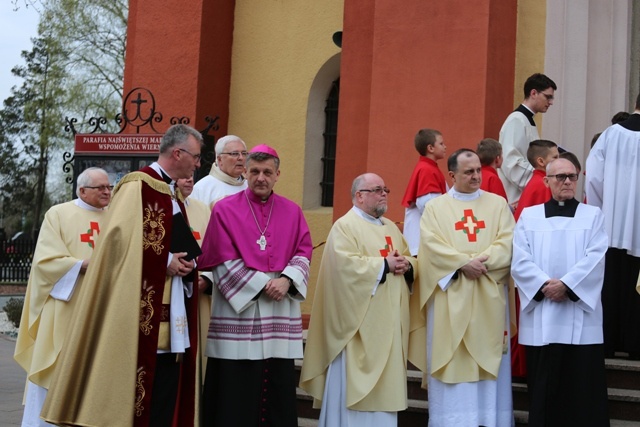 Znaki Bożego Miłosierdzia u NMP Wspomożenia Wiernych w Dziedzicach