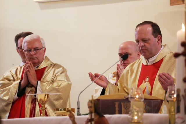 Znaki Miłosierdzia u NMP Królowej Polski w Czechowicach