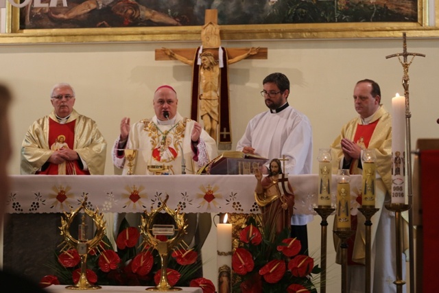 Znaki Miłosierdzia u NMP Królowej Polski w Czechowicach