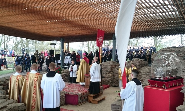 Rocznica Chrztu na Ostrowie Lednickim