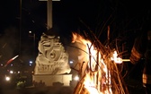 Chrzcielna watra na Campus Misericordiae