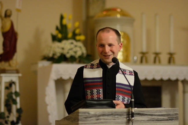 Czuwanie młodzieżowe w intencji diakonów