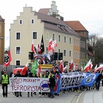 Manifestacja przeciwko imigrantom