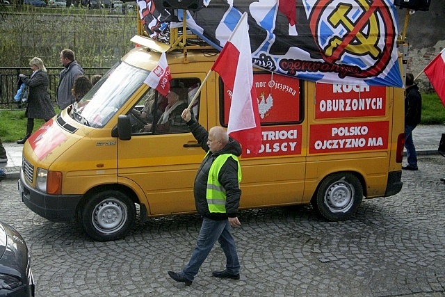 Manifestacja przeciwko imigrantom