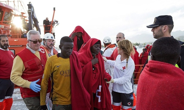 400 migrantów zaginęło na morzu?