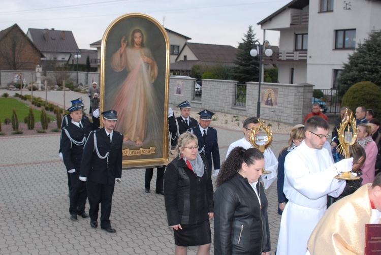 Nawiedzenie w parafii Miłosierdzia Bożego w Woli Rzędzińskiej