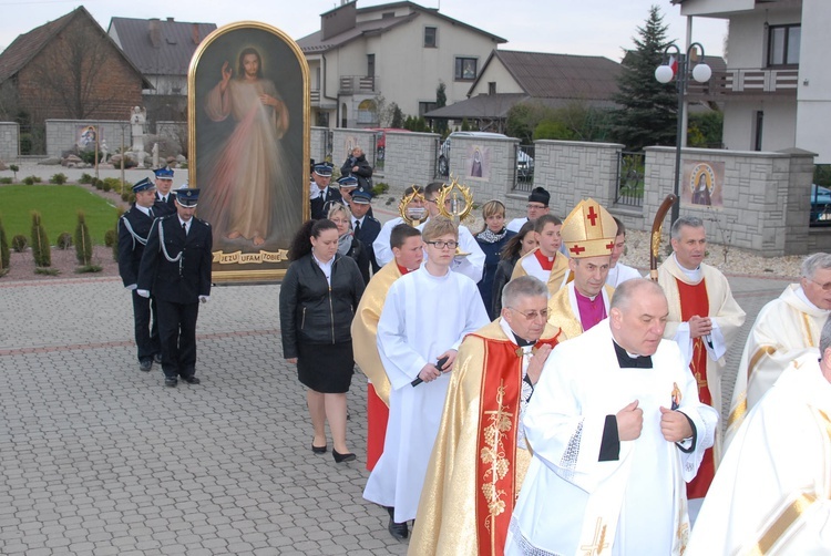 Nawiedzenie w parafii Miłosierdzia Bożego w Woli Rzędzińskiej