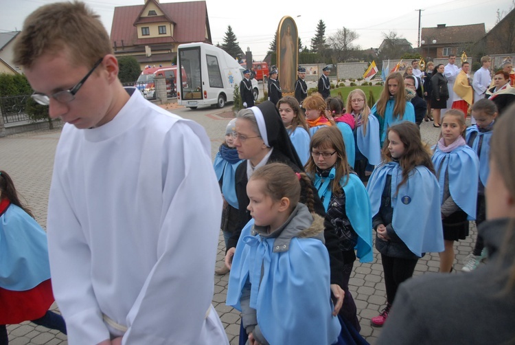 Nawiedzenie w parafii Miłosierdzia Bożego w Woli Rzędzińskiej