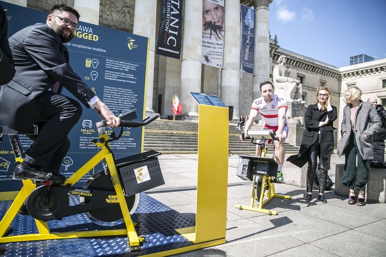 Oszczędzaj prąd z Reni Jusis