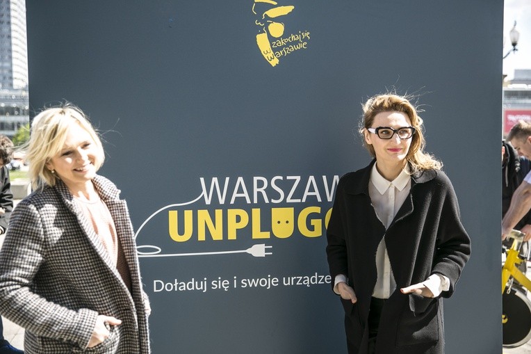 Oszczędzaj prąd z Reni Jusis