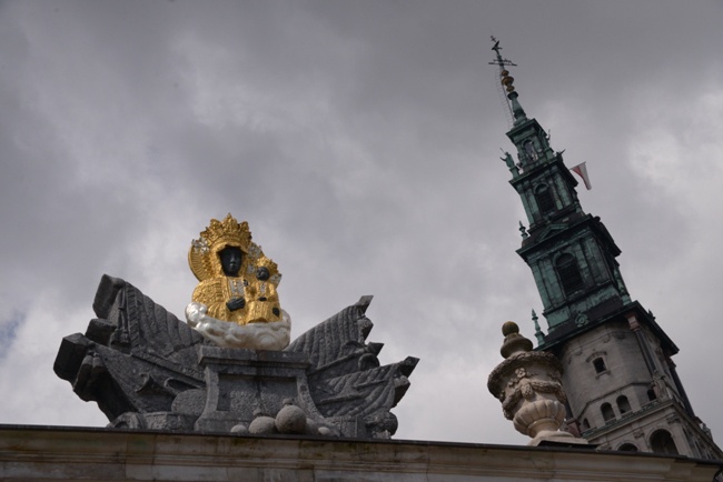 Maturzyści na Jasnej Górze - Msza św.