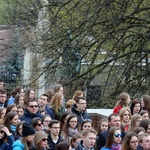 Maturzyści na Jasnej Górze - Droga Krzyżowa