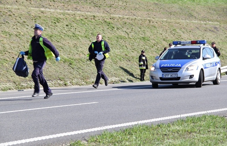 Ćwiczenia służb "Autostrada 2016"