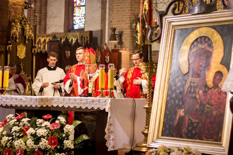 Uroczystości w 1050. rocznicę chrztu Polski