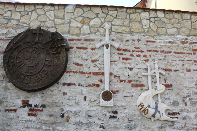 Odsłonięcie pomnika "Niezłomnym-Ojczyzna" w Morawicy