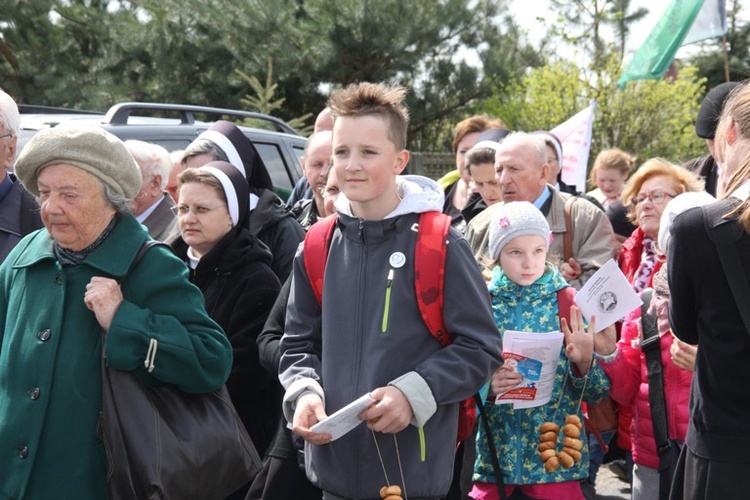 Pielgrzymka z Roszkowej Woli do Żdżar w 27. rocznicę beatyfikacji Franciszki Siedliskiej