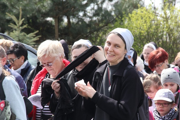 Pielgrzymka z Roszkowej Woli do Żdżar w 27. rocznicę beatyfikacji Franciszki Siedliskiej