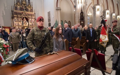 Bp Guzdek: Panie Pułkowniku! Żegnamy Cię! 