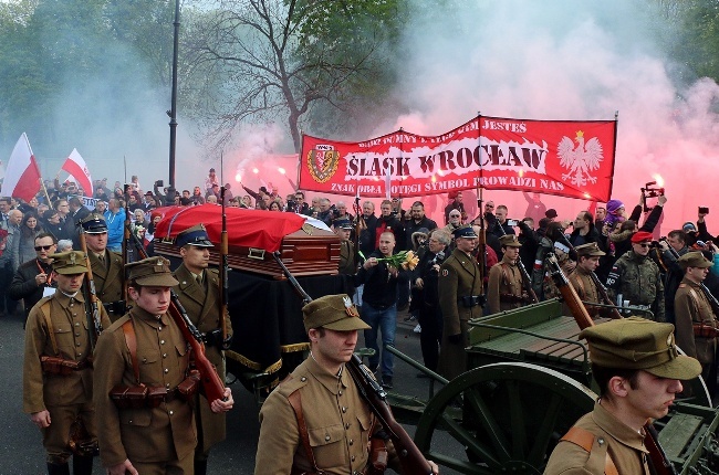 Pogrzeb płk. Zygmunta Szendzielarza "Łupaszki"