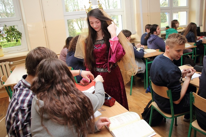 Projekt edukacyjny z religii w Gimanzjum nr 2 w Łowiczu