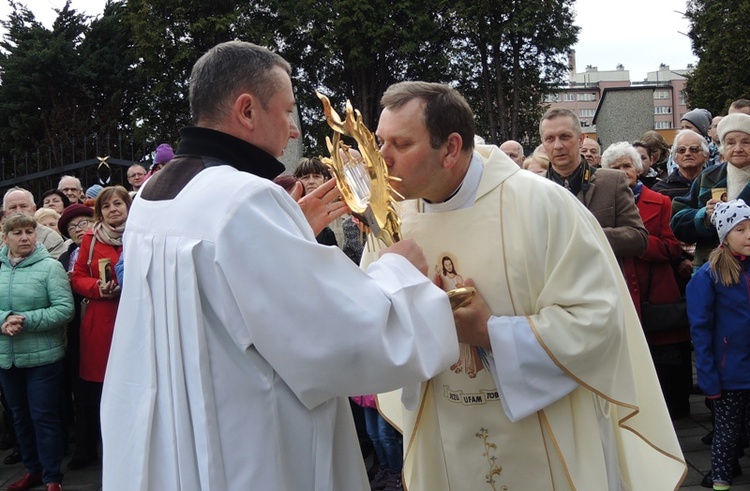 Znaki Bożego Miłosierdzia na Złotych Łanach