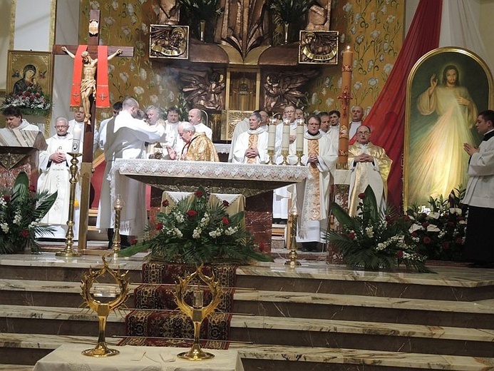 Msza św. księży rodaków i pracujących na Złotych Łanach