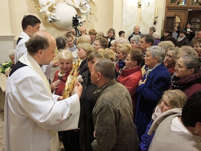 Znaki Bożego Miłosierdzia w Hałcnowie