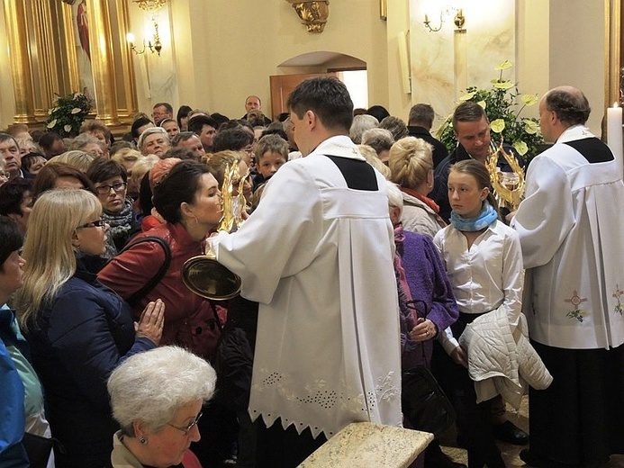 Znaki Bożego Miłosierdzia w Hałcnowie