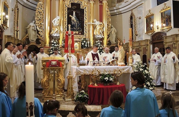 Znaki Bożego Miłosierdzia w Hałcnowie