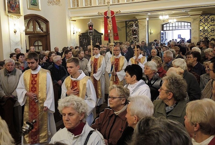 Znaki Bożego Miłosierdzia w Hałcnowie