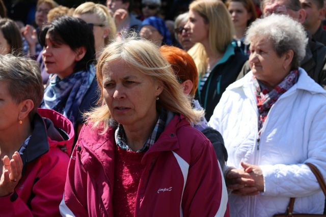 Msza św. dla pielgrzymów łagiewnickich - Hałcnów 2016