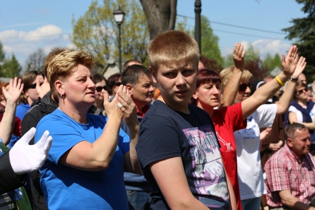 Msza św. dla pielgrzymów łagiewnickich - Hałcnów 2016