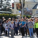 IV pielgrzymka do Łagiewnik wyrusza z Hałcnowa - cz. I