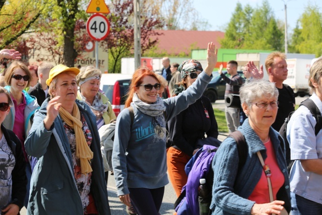 IV pielgrzymka do Łagiewnik wyrusza z Hałcnowa - cz. II