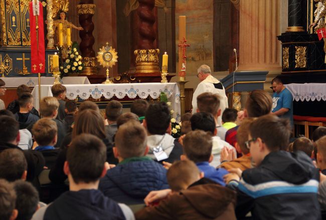 Diecezjalny Dzień Ministranta w Skrzatuszu. 