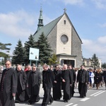 Parafia w Borzęcinie Dolnym ma 80 lat 