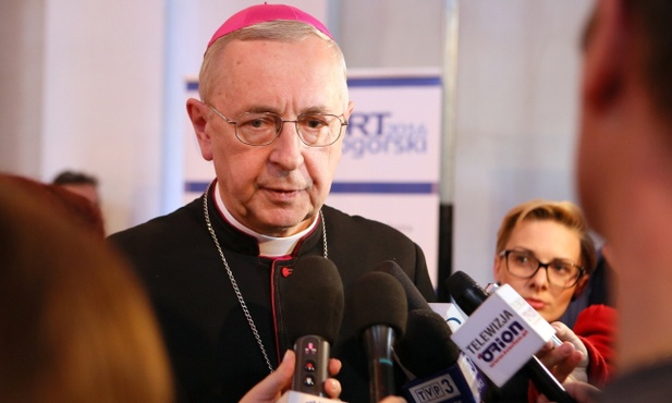Abp Gądecki: Milenijny Akt trzeba "odkurzyć"