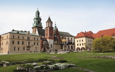 Świątynię wawelską odwiedza rocznie ponad milion osób.  Na razie nie wiadomo, ilu pielgrzymów przybędzie tu  podczas ŚDM.